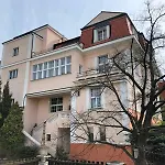 In Prague-big+comfy 民宿 *