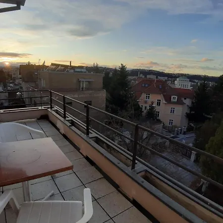 In Prague-big+comfy Praga