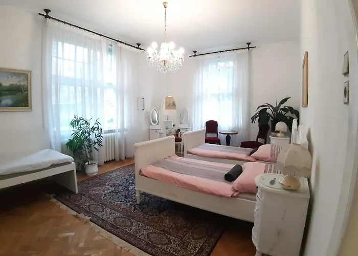 In Prague-big+comfy Prag
