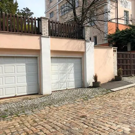 In Prague-big+comfy * Прага