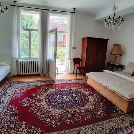 בית אירוח In Prague-big+comfy *
