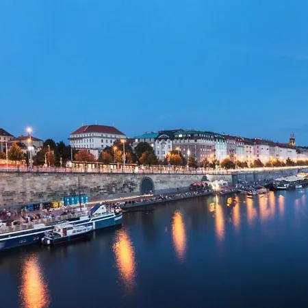 In Prague-big+comfy Проживание в семье